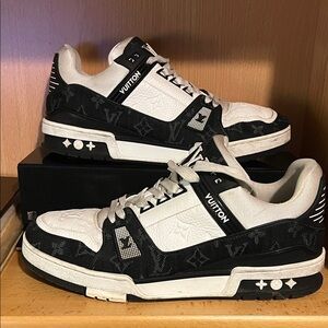 Louis Vuitton Black and White Athletic Shoes